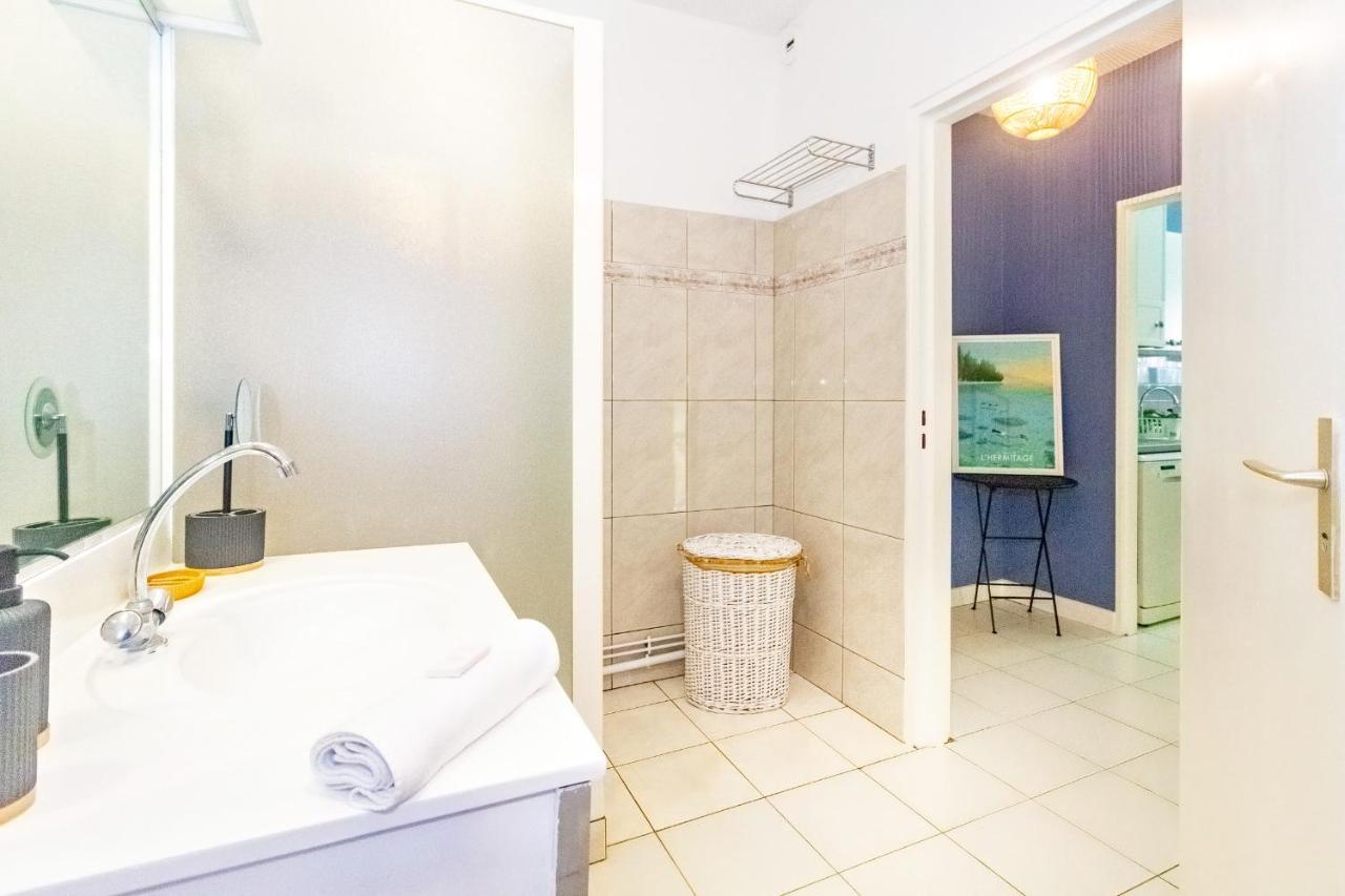 Cuty - Bel Et Spacieux Apt Avec Magnifique Vue Mer Et Piscine Saint Gilles Les Bains 外观 照片